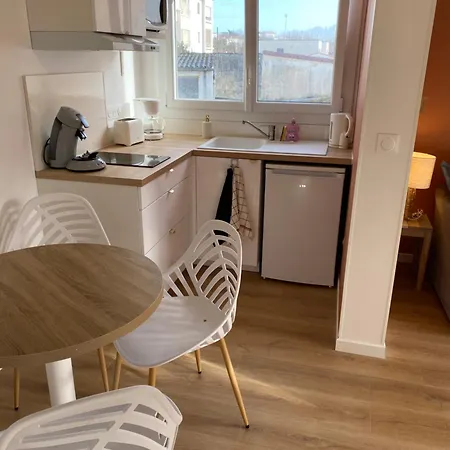 T2, Jardinet, Quartier Marche 10mn Διαμέρισμα *